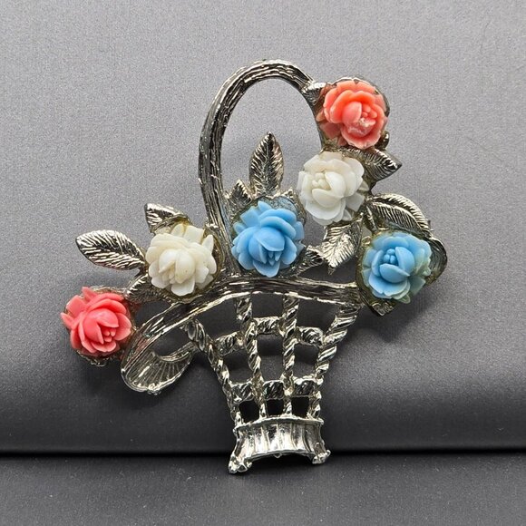 VTG Carved Lucite Flower Basket Brooch Silver Tone Pastel Blue Pink White 2.5" - Picture 9 of 9